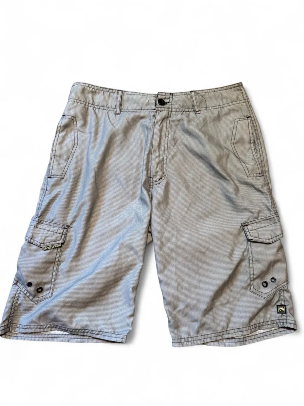 Vintage y2k Ocean Current Men's Gray Pin Stripe Cargo Skater Swim Trunks